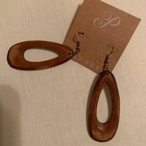 Plunder wooden earrings